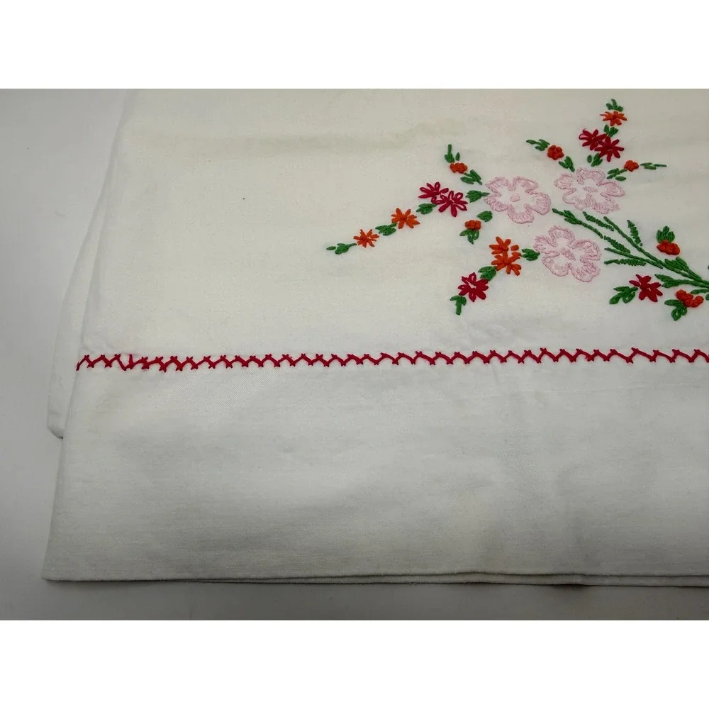 Vintage Penneys Nation-Wide Embroidered Floral Pillowcase White Pink Red Orange